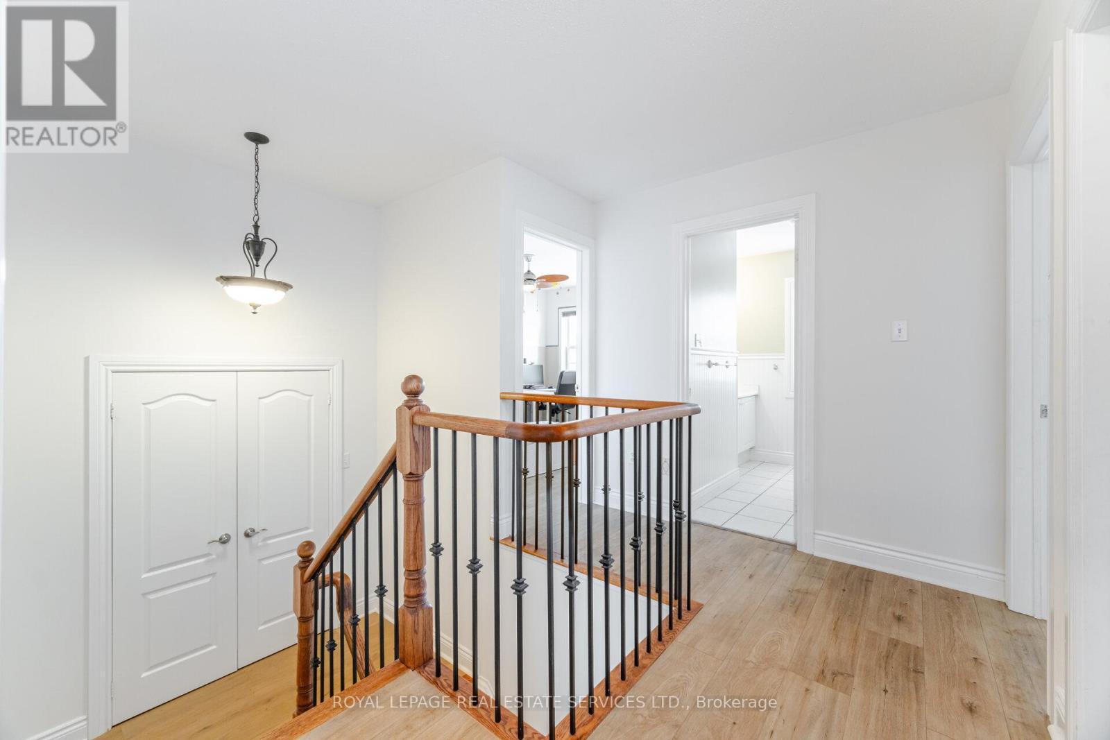 












3896 BLOOMINGTON CRESCENT

,
Mississauga,




Ontario
L5M7H4

