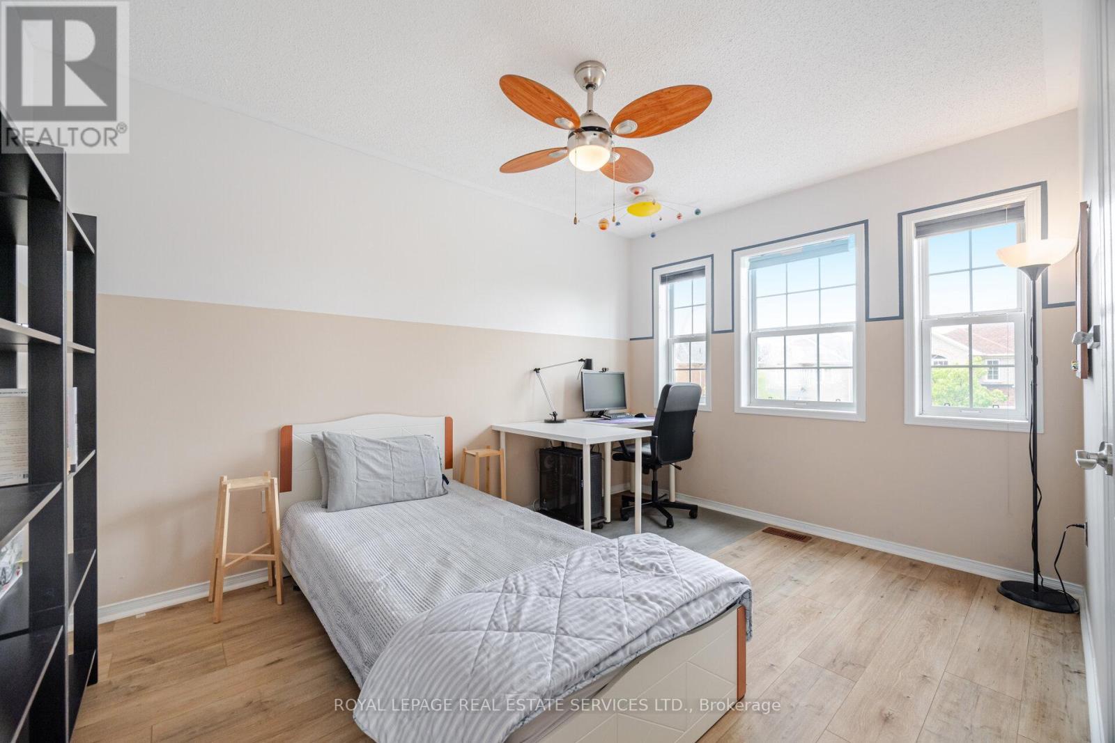 












3896 BLOOMINGTON CRESCENT

,
Mississauga,




Ontario
L5M7H4

