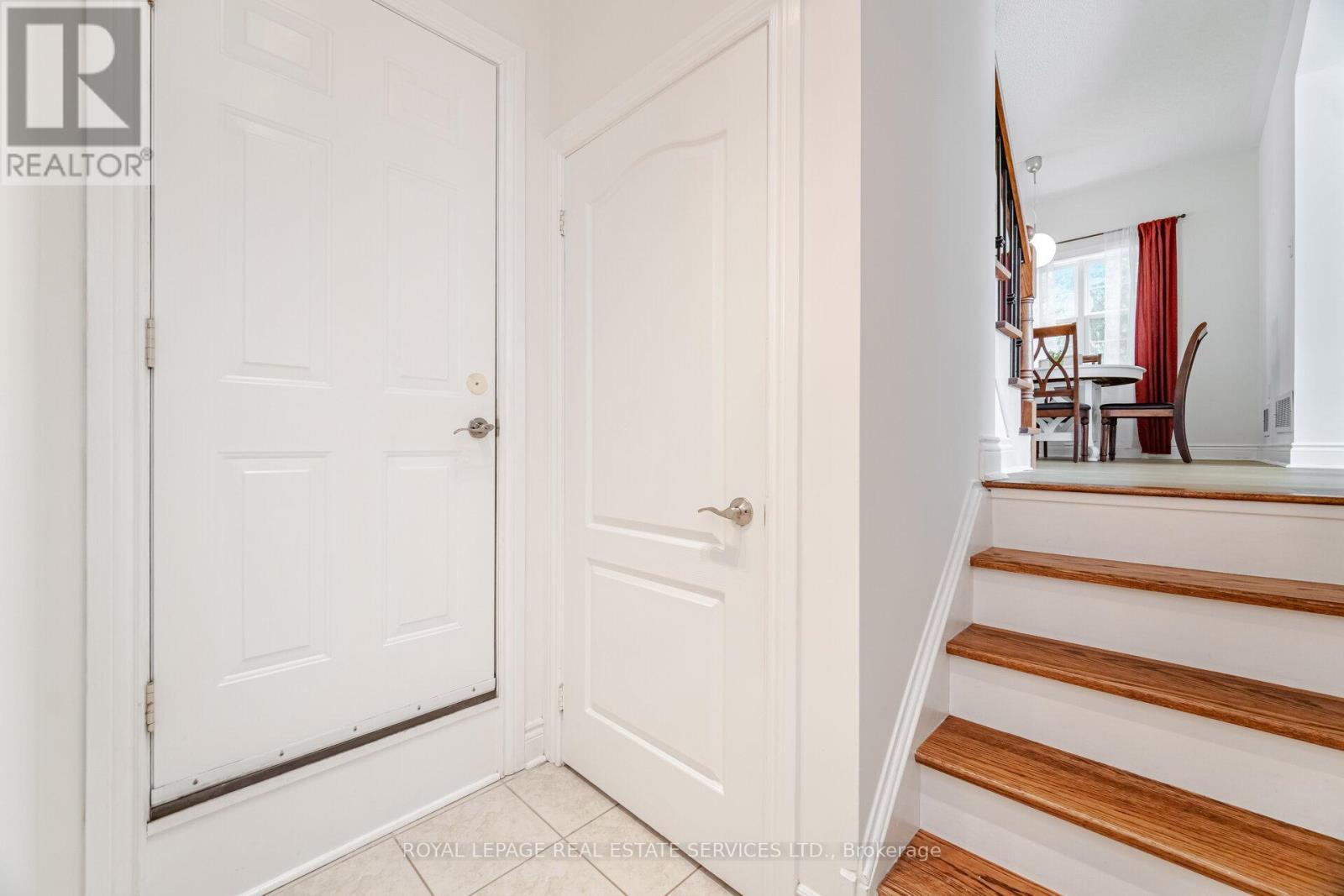 












3896 BLOOMINGTON CRESCENT

,
Mississauga,




Ontario
L5M7H4

