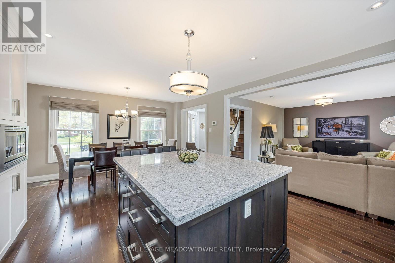 












3345 SAWMILL VALLEY DRIVE

,
Mississauga,




Ontario
L5L2Z8

