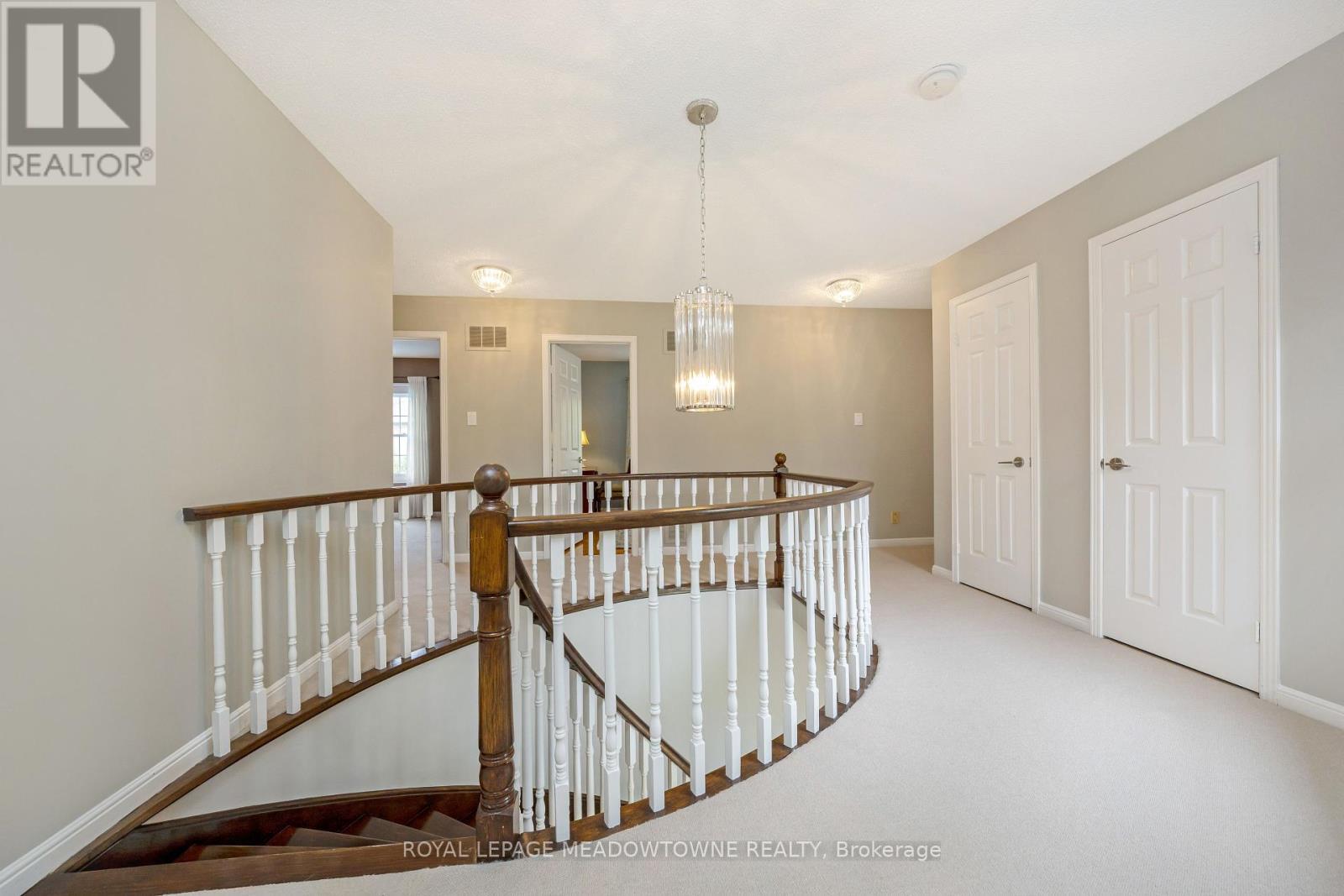 












3345 SAWMILL VALLEY DRIVE

,
Mississauga,




Ontario
L5L2Z8

