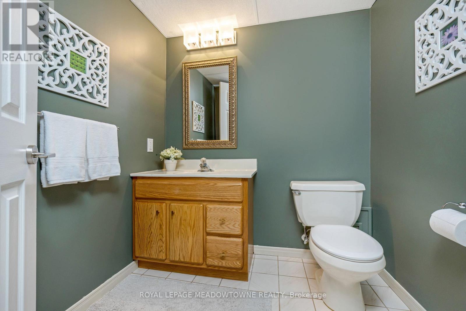 












3345 SAWMILL VALLEY DRIVE

,
Mississauga,




Ontario
L5L2Z8

