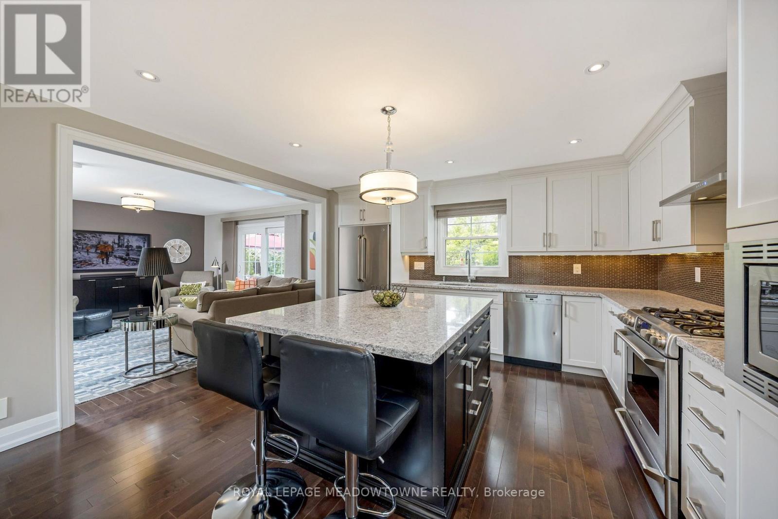












3345 SAWMILL VALLEY DRIVE

,
Mississauga,




Ontario
L5L2Z8

