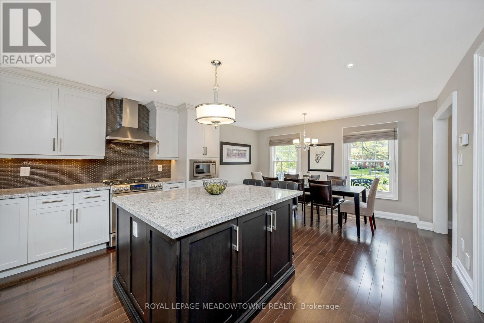












3345 SAWMILL VALLEY DRIVE

,
Mississauga,




Ontario
L5L2Z8

