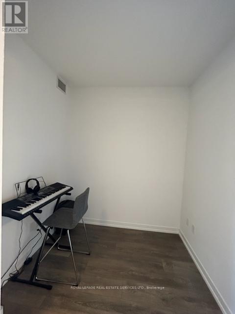 












718 - 2520 EGLINTON AVENUE W

,
Mississauga,




Ontario
L5M0Y4

