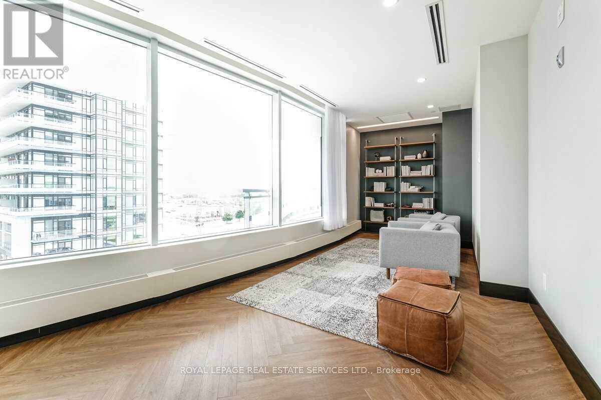 












718 - 2520 EGLINTON AVENUE W

,
Mississauga,




Ontario
L5M0Y4

