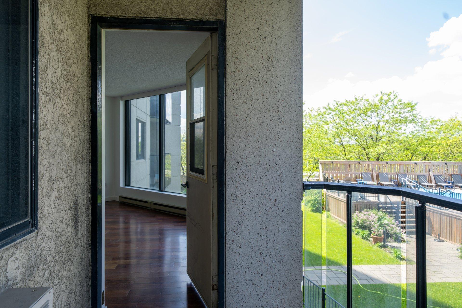









50


Rue De La Barre

, 405,
Longueuil (Le Vieux-Longueuil),




QC
J4K5G2

