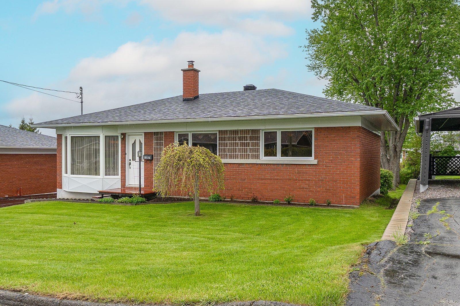 









187


Rue Jean-Talon

,
Sherbrooke (Fleurimont),




QC
J1G3B3

