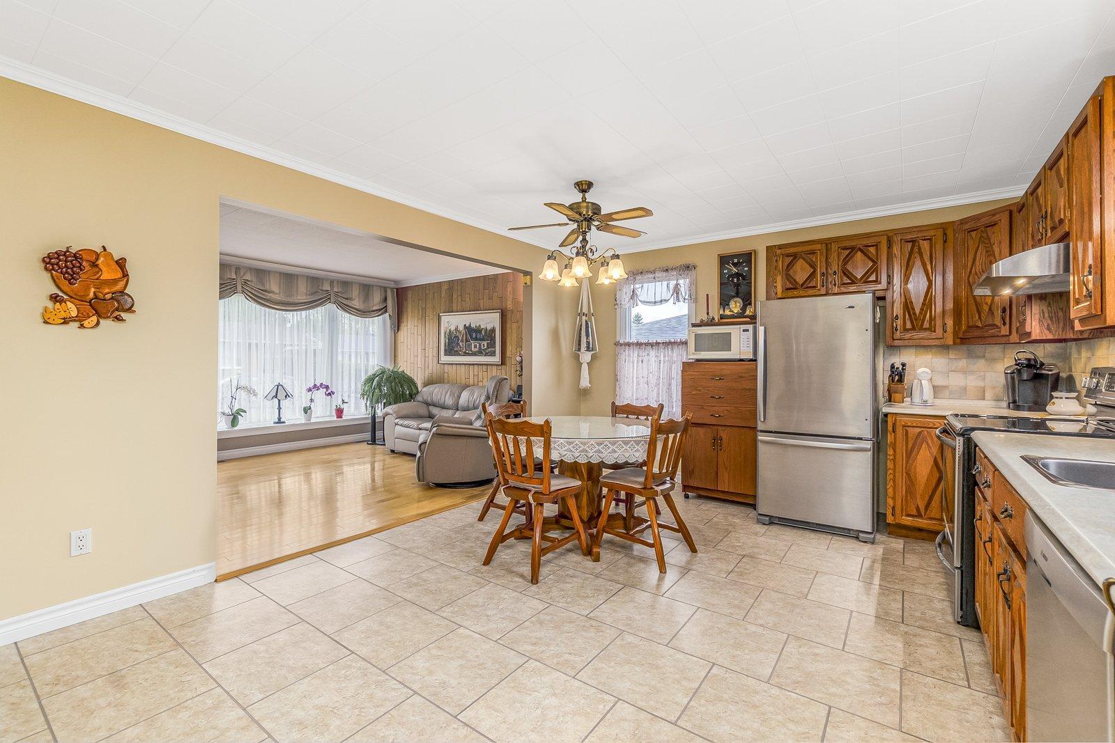 









187


Rue Jean-Talon

,
Sherbrooke (Fleurimont),




QC
J1G3B3

