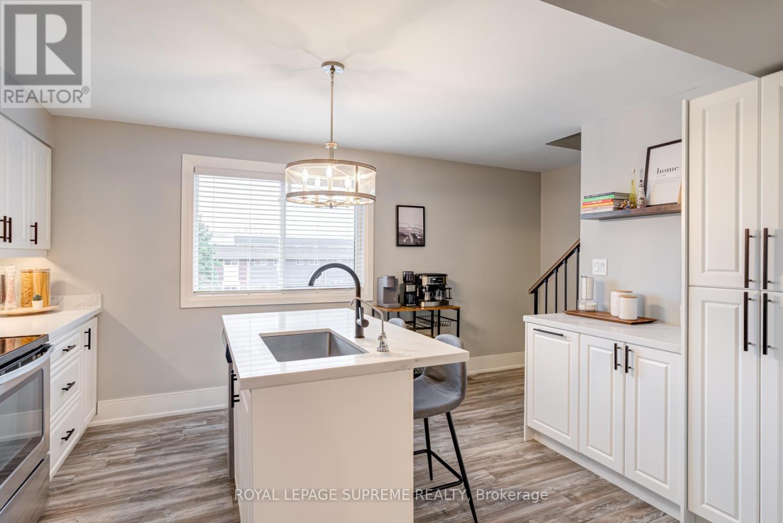 












21 - 135 CHALMERS STREET S

,
Cambridge,




Ontario
N1R6M2

