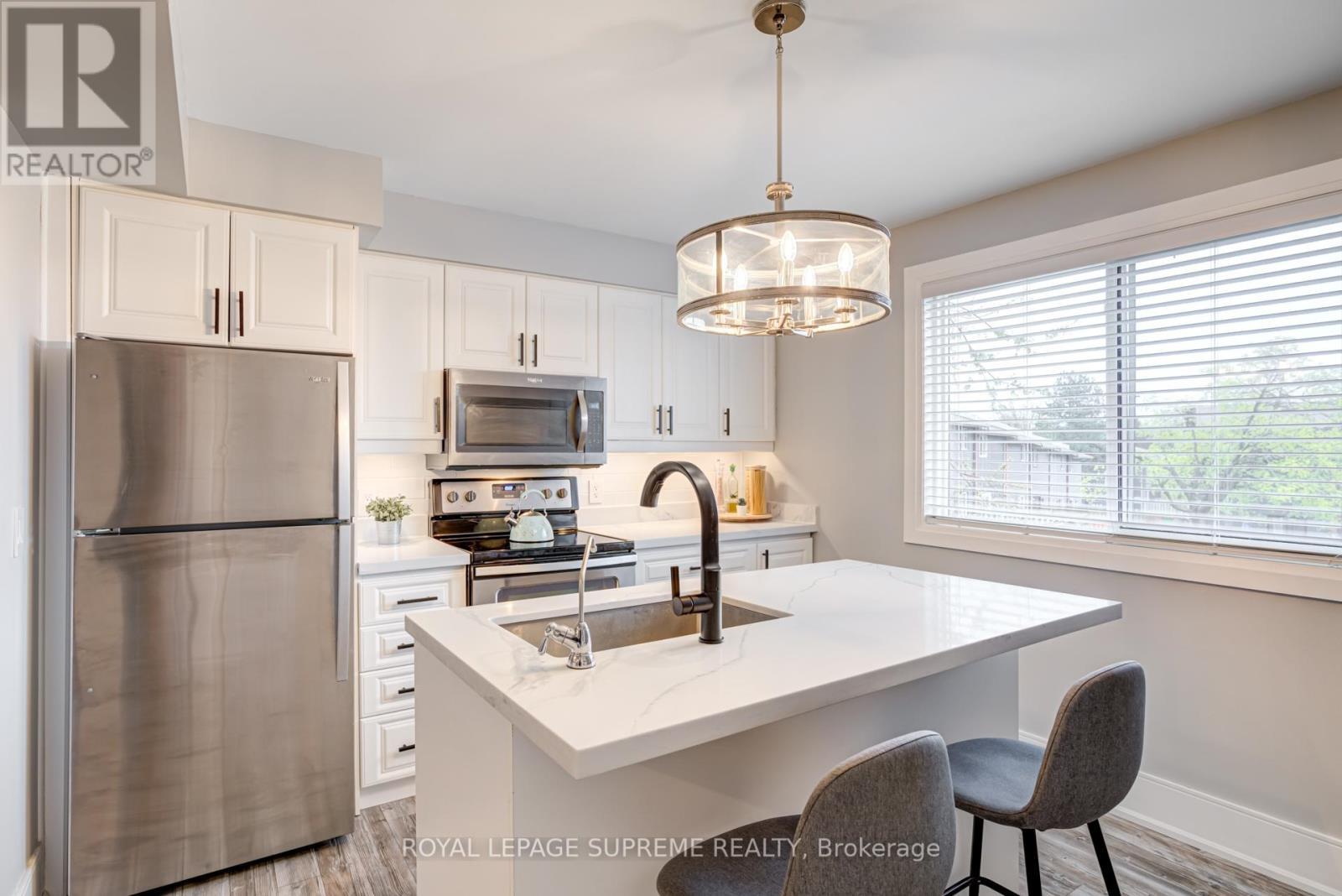 












21 - 135 CHALMERS STREET S

,
Cambridge,




Ontario
N1R6M2

