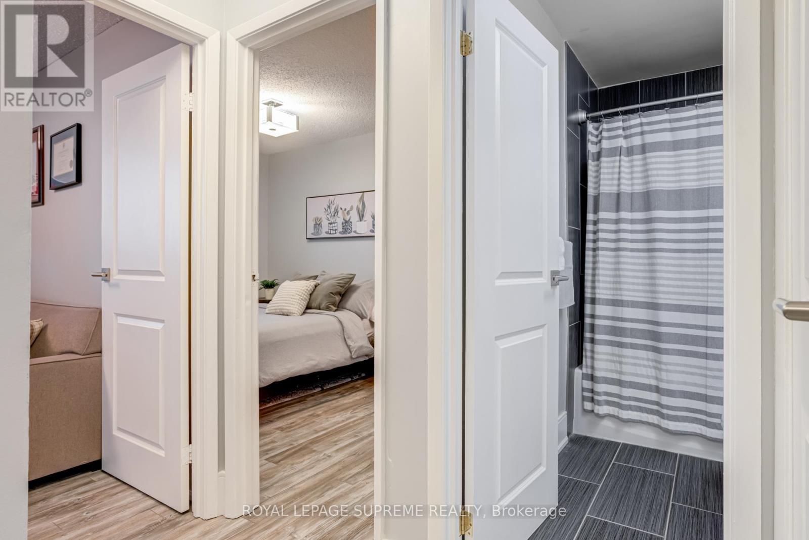 












21 - 135 CHALMERS STREET S

,
Cambridge,




Ontario
N1R6M2

