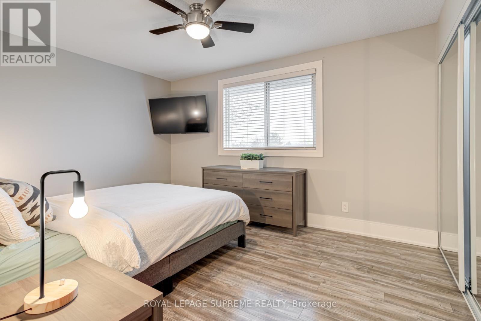 












21 - 135 CHALMERS STREET S

,
Cambridge,




Ontario
N1R6M2

