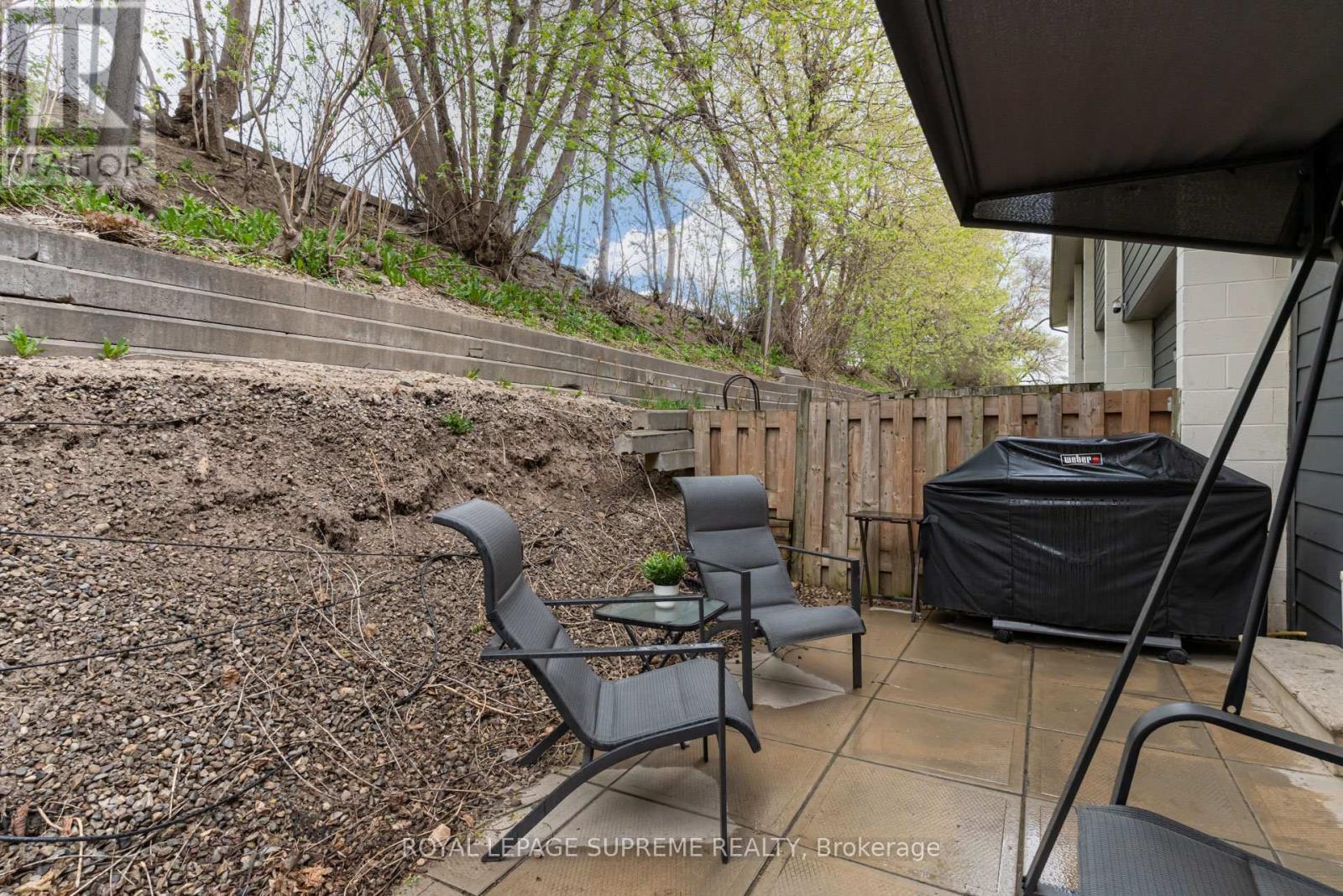 












21 - 135 CHALMERS STREET S

,
Cambridge,




Ontario
N1R6M2

