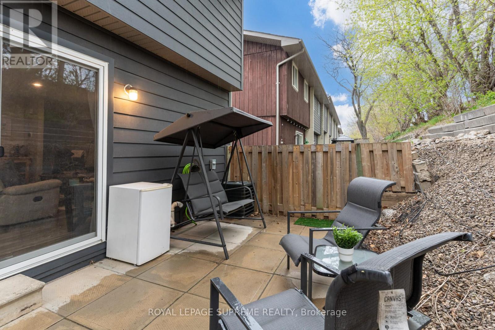 












21 - 135 CHALMERS STREET S

,
Cambridge,




Ontario
N1R6M2

