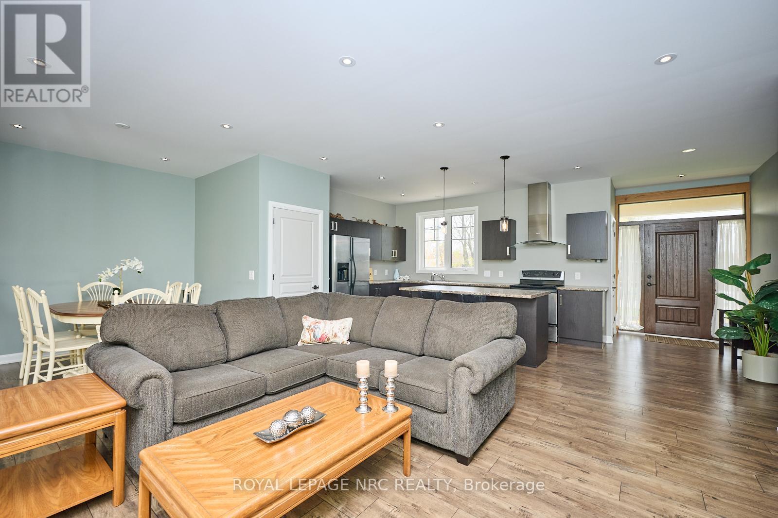 












20 HENRY STREET

,
Niagara-on-the-Lake (Virgil),




Ontario
L0S1T0

