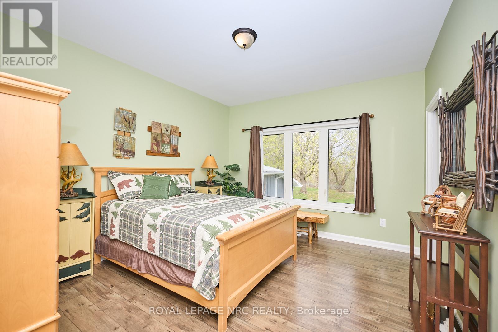 












20 HENRY STREET

,
Niagara-on-the-Lake (Virgil),




Ontario
L0S1T0

