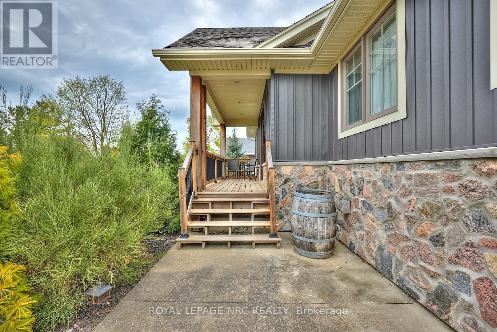 












20 HENRY STREET

,
Niagara-on-the-Lake (Virgil),




Ontario
L0S1T0

