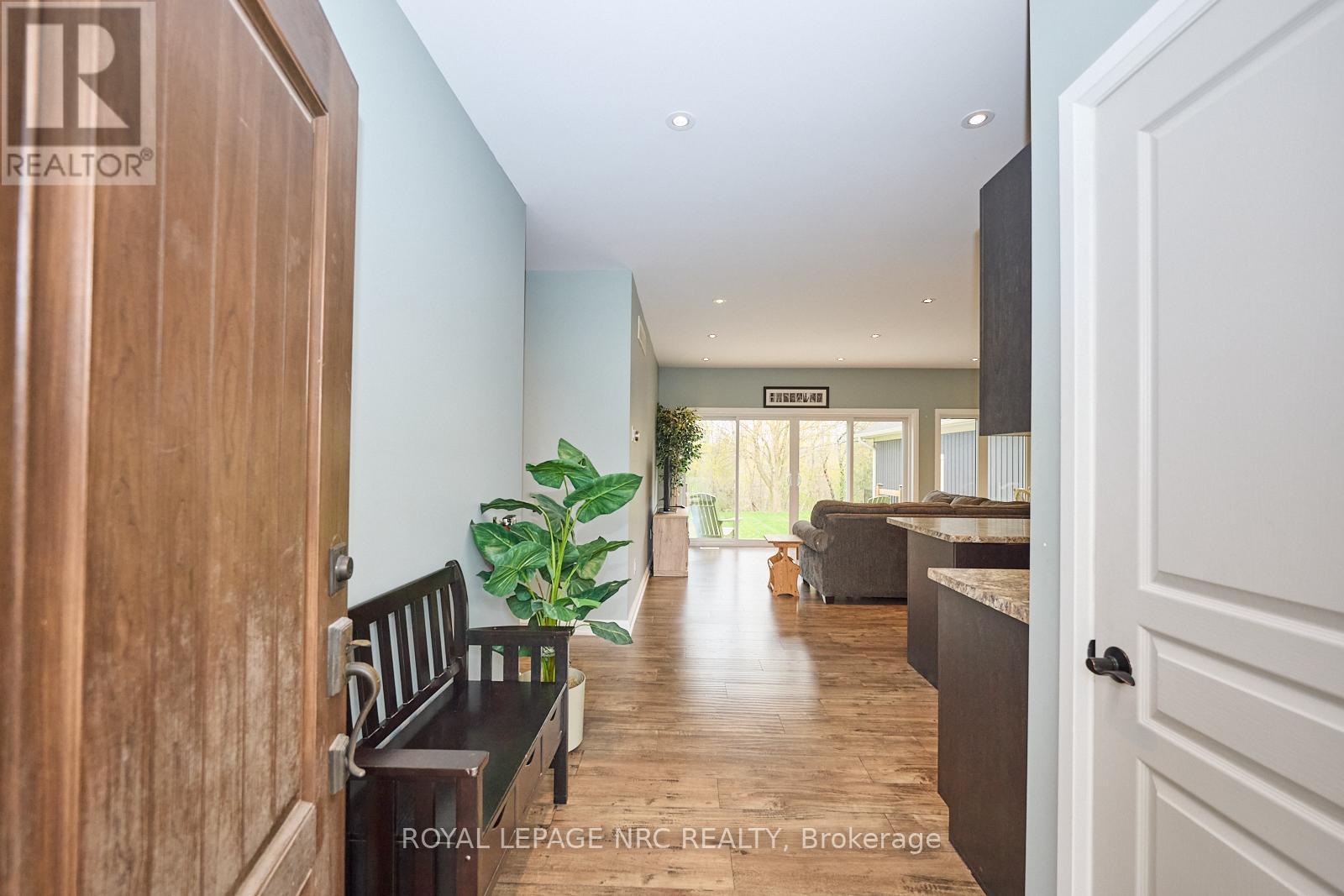 












20 HENRY STREET

,
Niagara-on-the-Lake (Virgil),




Ontario
L0S1T0

