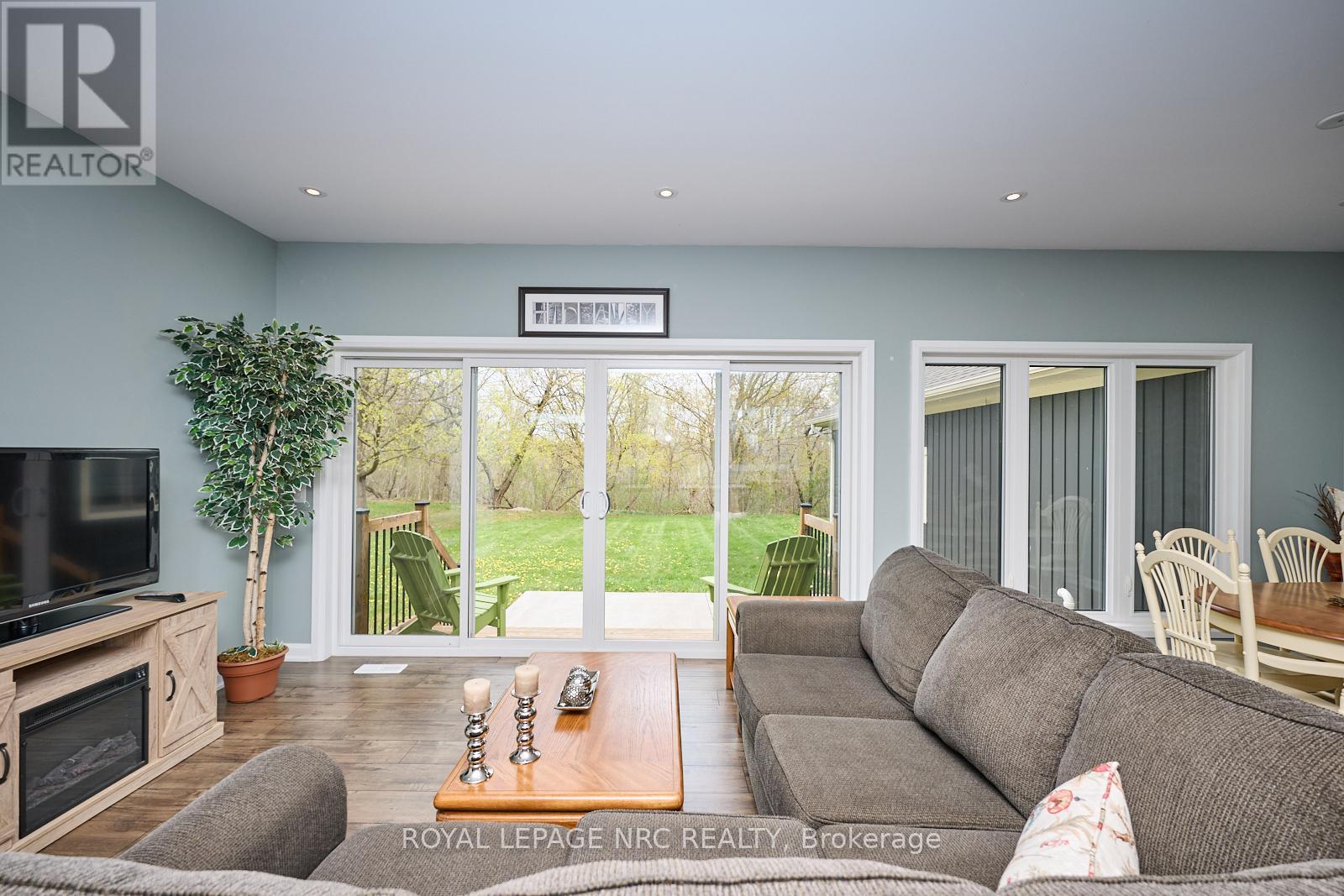 












20 HENRY STREET

,
Niagara-on-the-Lake (Virgil),




Ontario
L0S1T0

