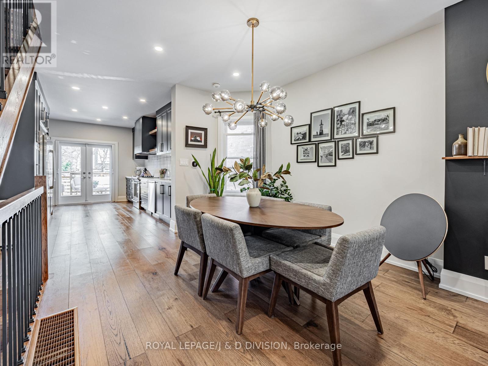 












291 HIGHFIELD ROAD

,
Toronto,




Ontario
M4L2V4

