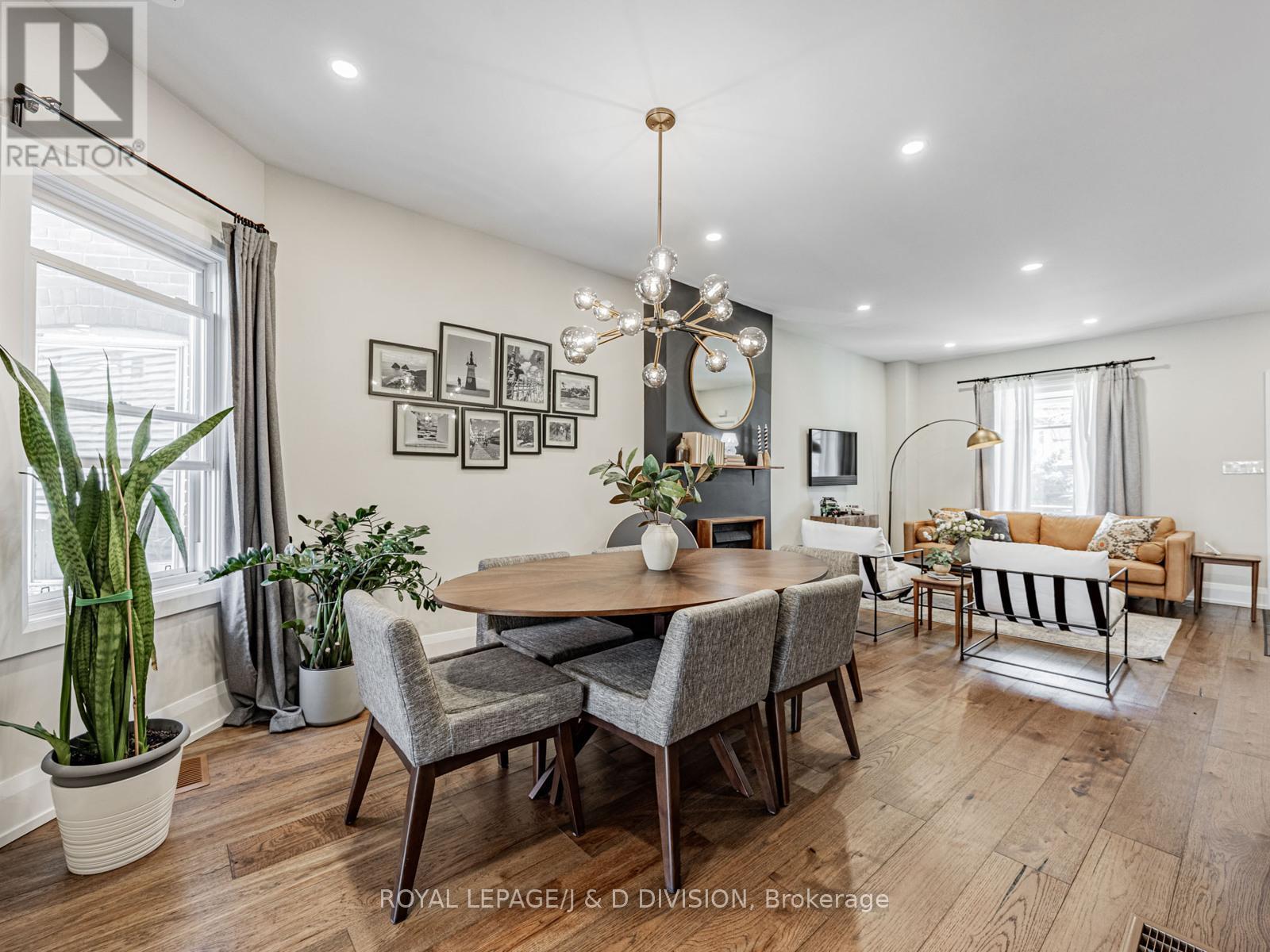 












291 HIGHFIELD ROAD

,
Toronto,




Ontario
M4L2V4

