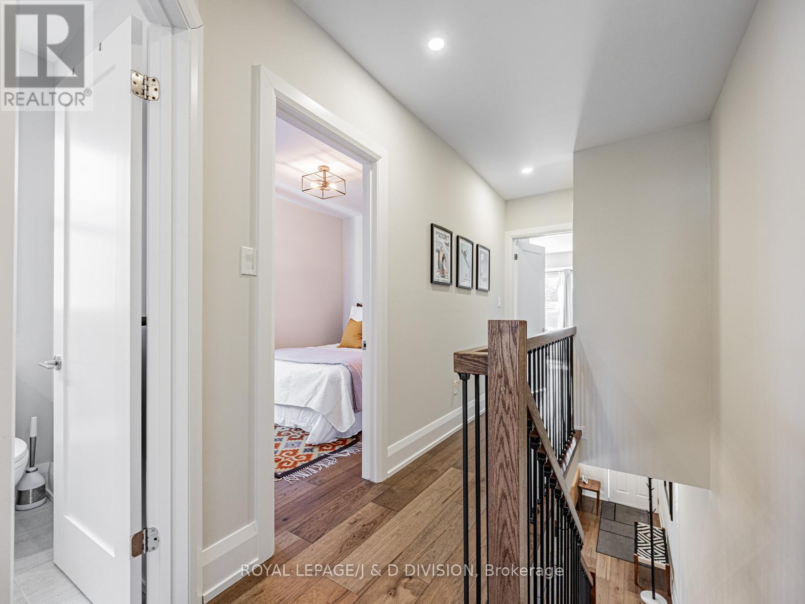 












291 HIGHFIELD ROAD

,
Toronto,




Ontario
M4L2V4

