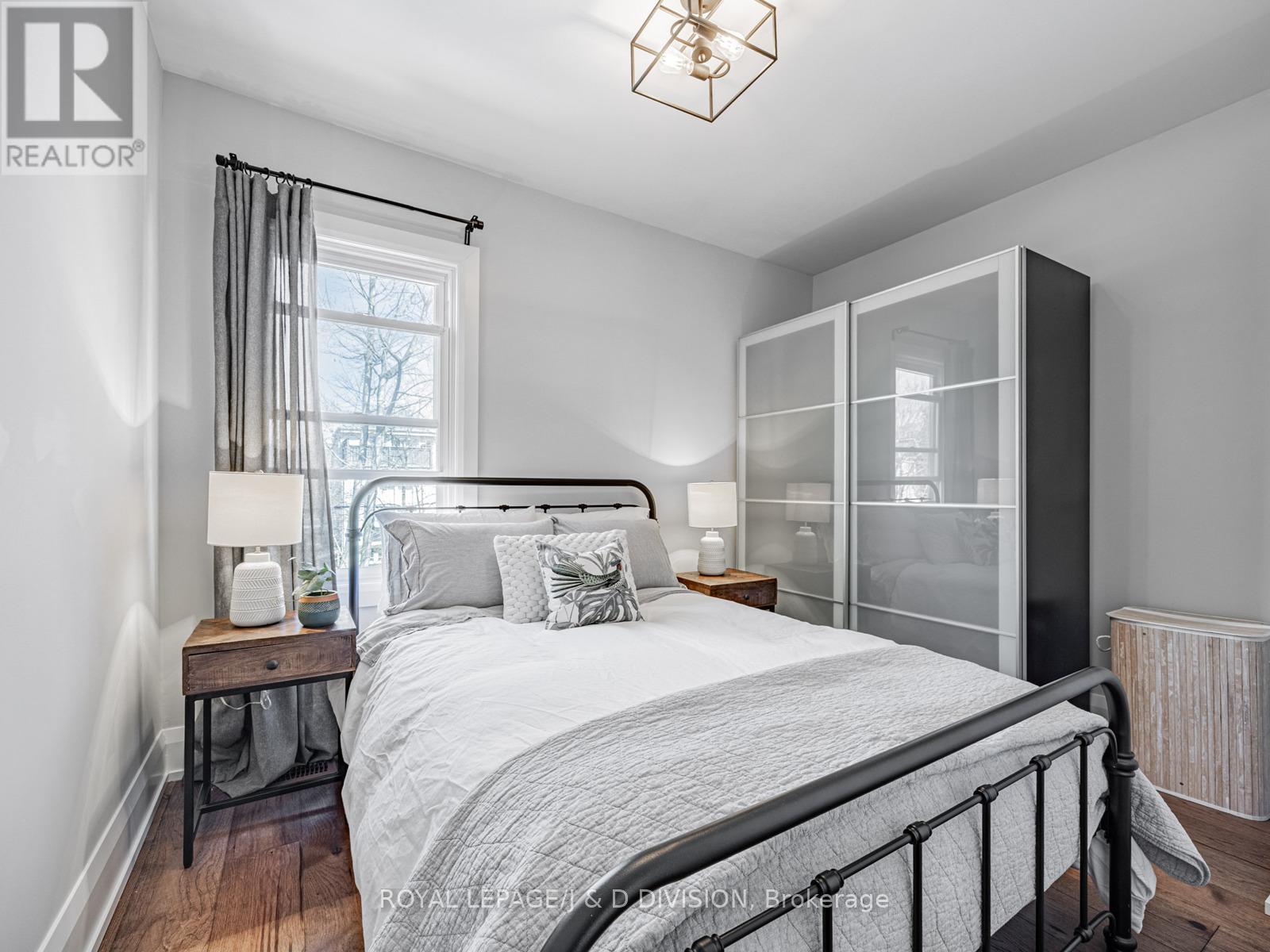 












291 HIGHFIELD ROAD

,
Toronto,




Ontario
M4L2V4

