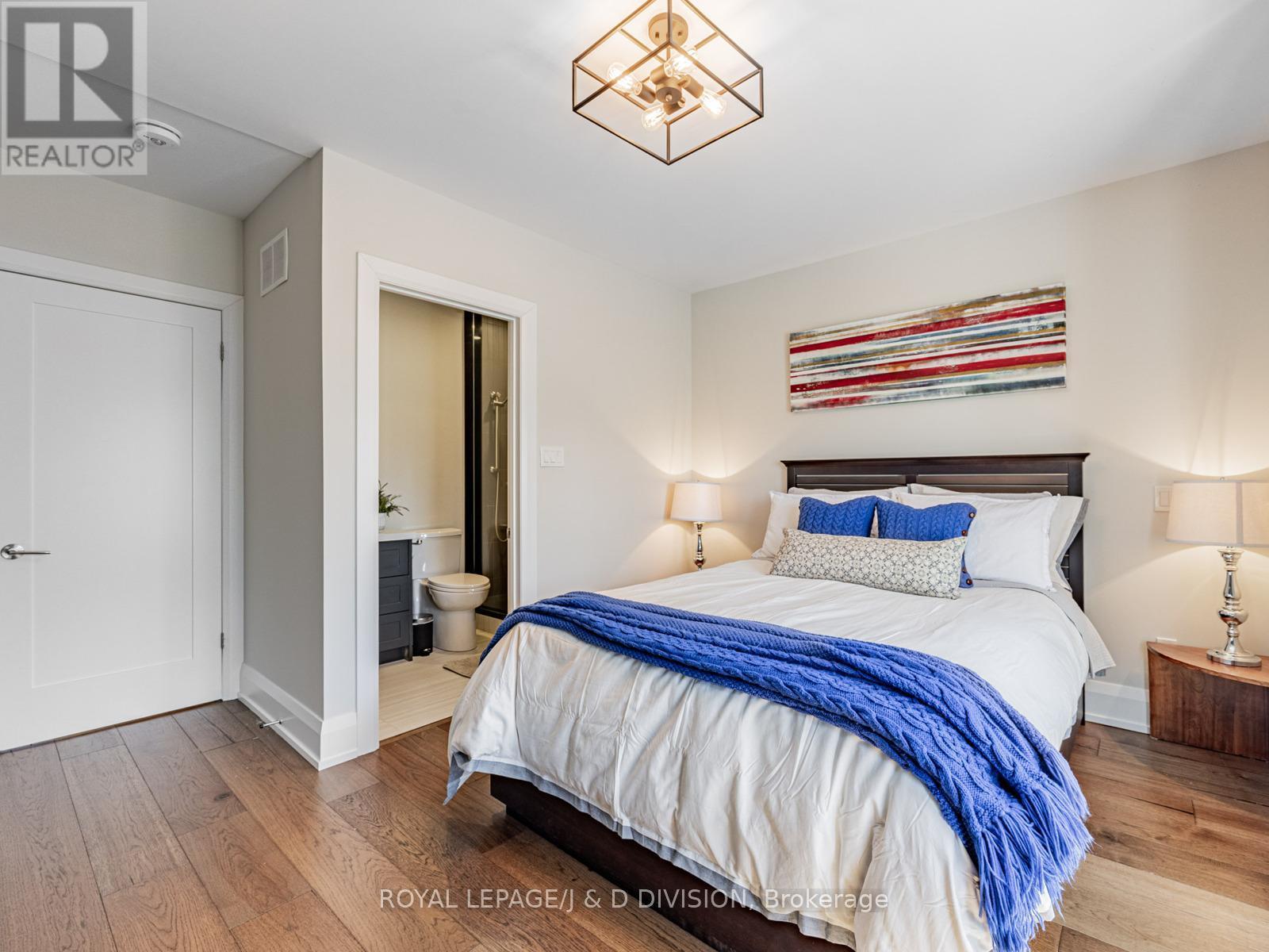 












291 HIGHFIELD ROAD

,
Toronto,




Ontario
M4L2V4

