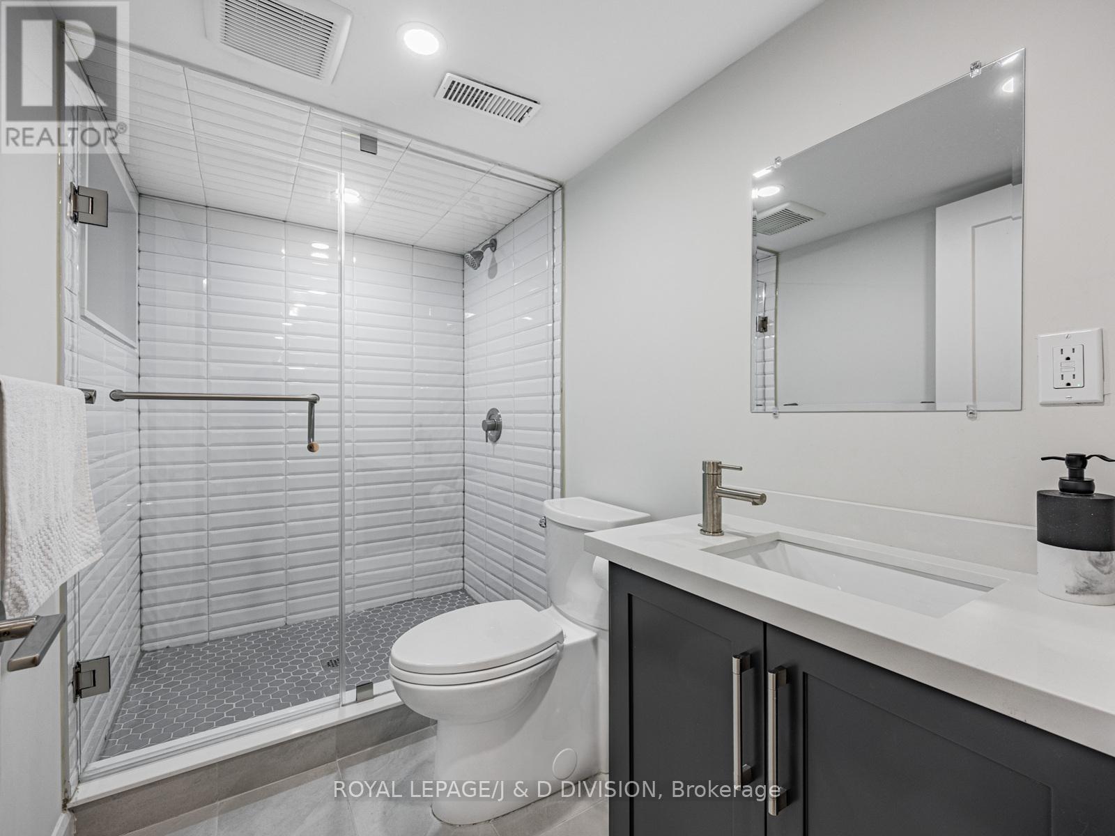 












291 HIGHFIELD ROAD

,
Toronto,




Ontario
M4L2V4

