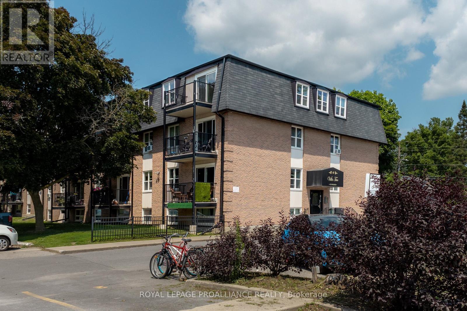 












202 - 25 COLLEGE STREET E

,
Belleville (Belleville Ward),




Ontario
K8P2E3

