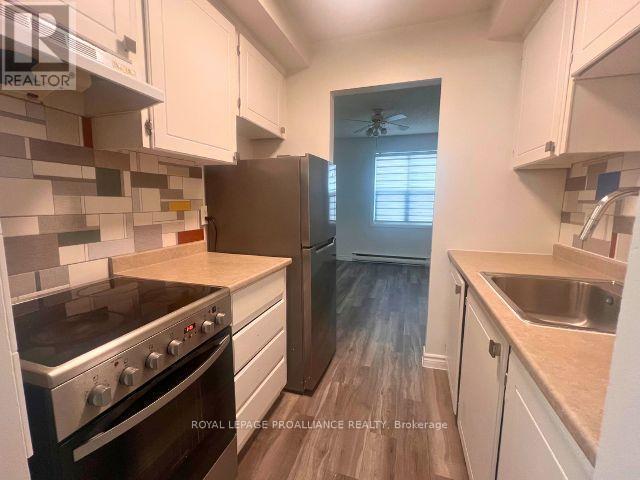 












202 - 25 COLLEGE STREET E

,
Belleville (Belleville Ward),




Ontario
K8P2E3

