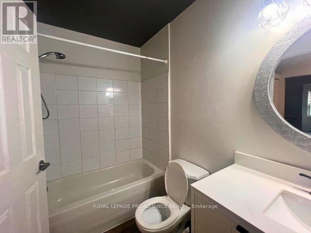 












202 - 25 COLLEGE STREET E

,
Belleville (Belleville Ward),




Ontario
K8P2E3


