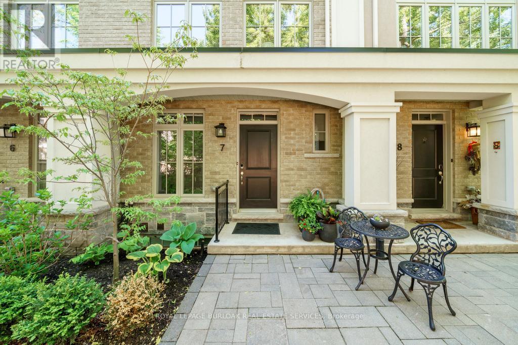 












7 - 509 ELIZABETH STREET

,
Burlington,




Ontario
L7R2M4

