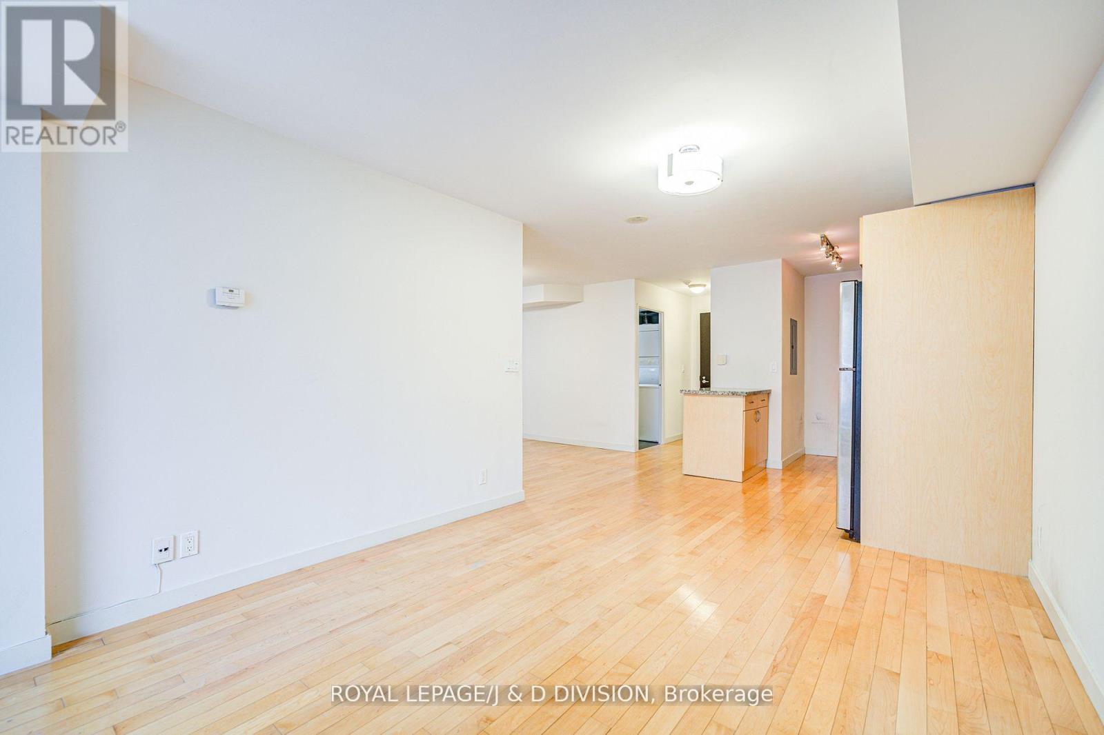 












425 - 1005 KING STREET W

,
Toronto,




Ontario
M6K3M8

