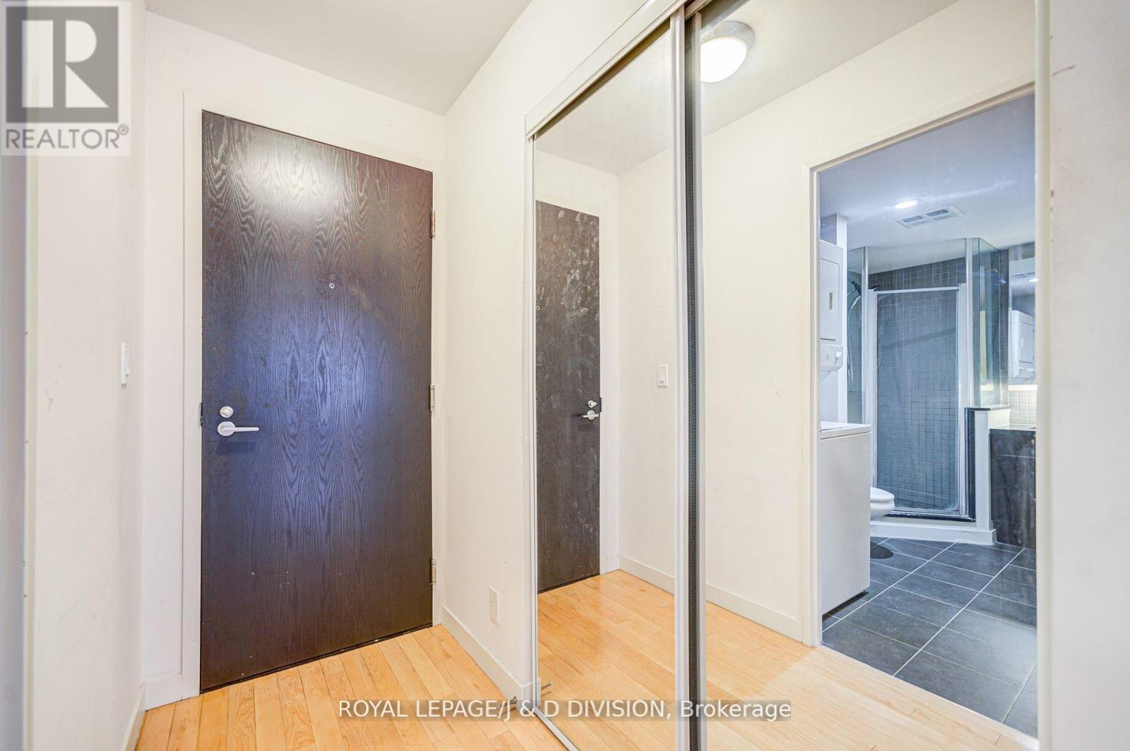 












425 - 1005 KING STREET W

,
Toronto,




Ontario
M6K3M8

