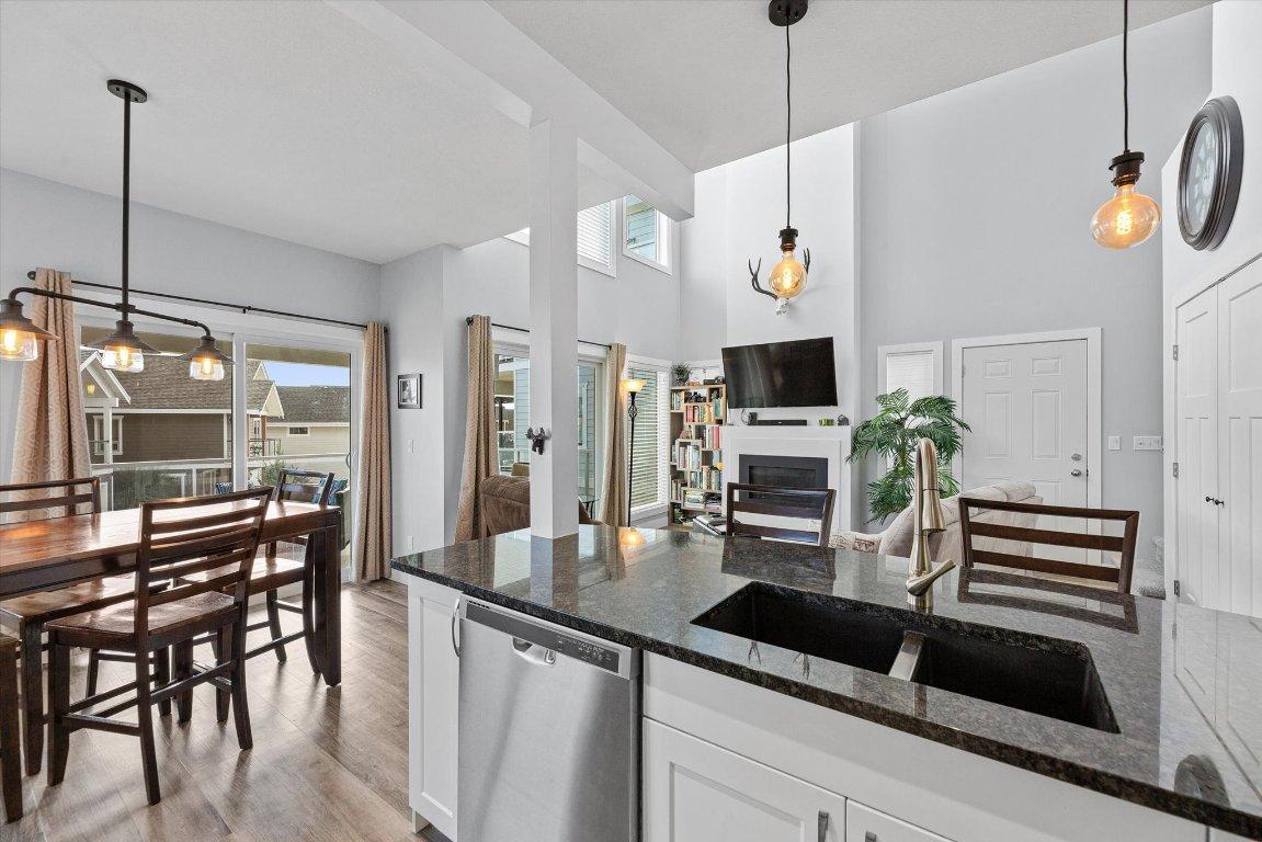 









6956


Terazona

Loop, 410,
Kelowna,




BC
V1Z 3R8

