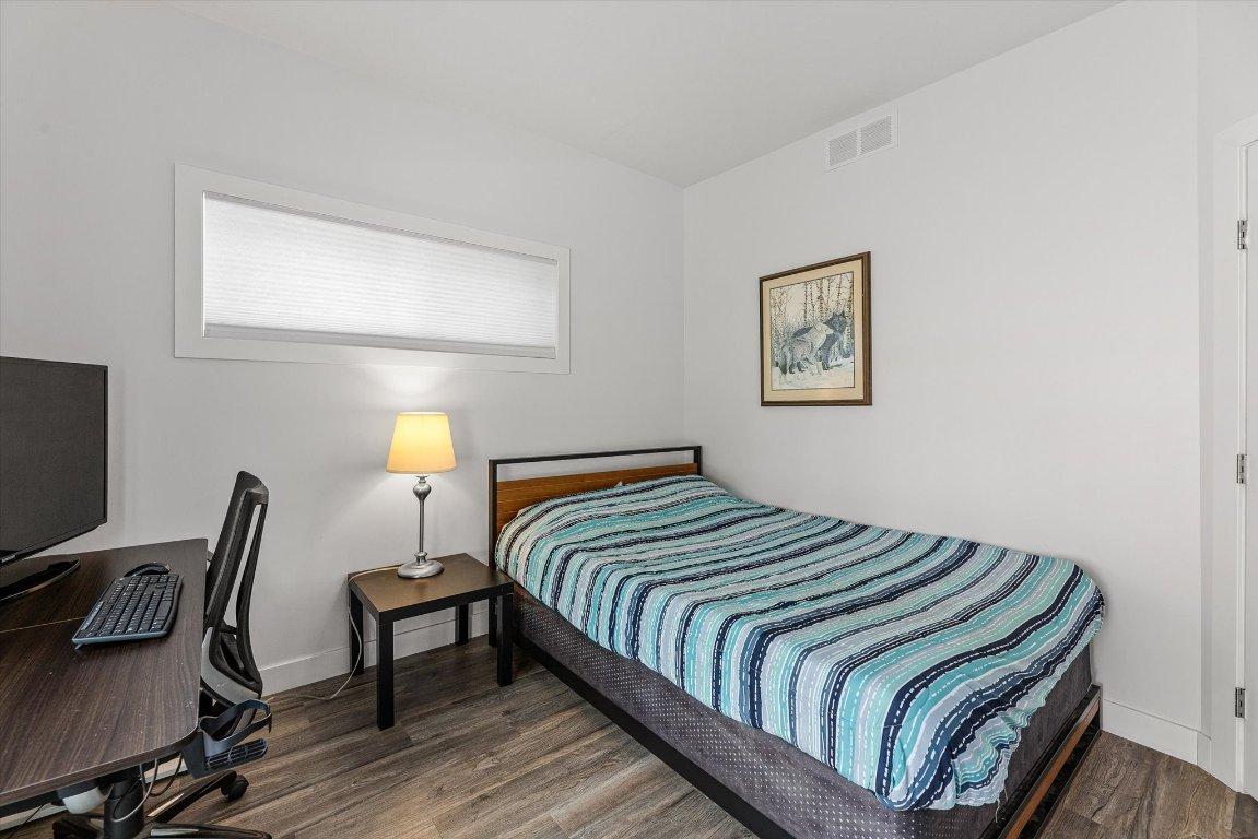 









6956


Terazona

Loop, 410,
Kelowna,




BC
V1Z 3R8

