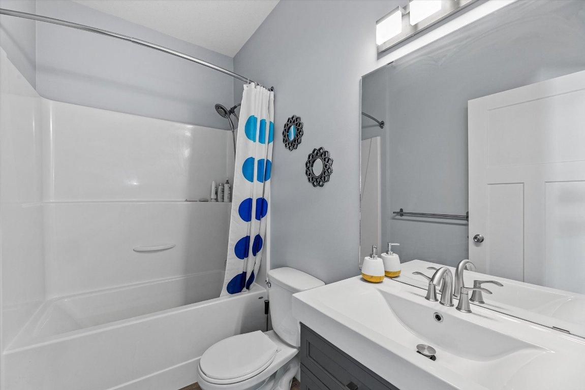 









6956


Terazona

Loop, 410,
Kelowna,




BC
V1Z 3R8

