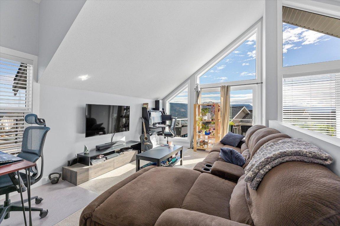 









6956


Terazona

Loop, 410,
Kelowna,




BC
V1Z 3R8


