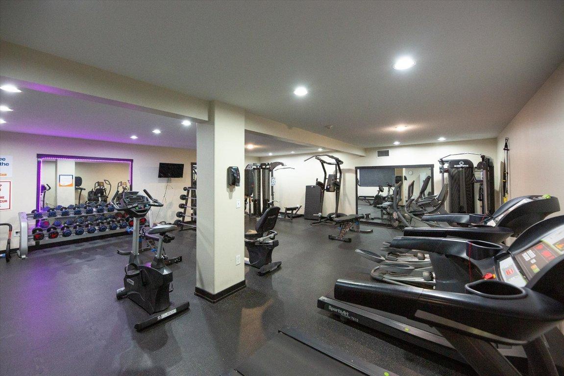 









6956


Terazona

Loop, 410,
Kelowna,




BC
V1Z 3R8

