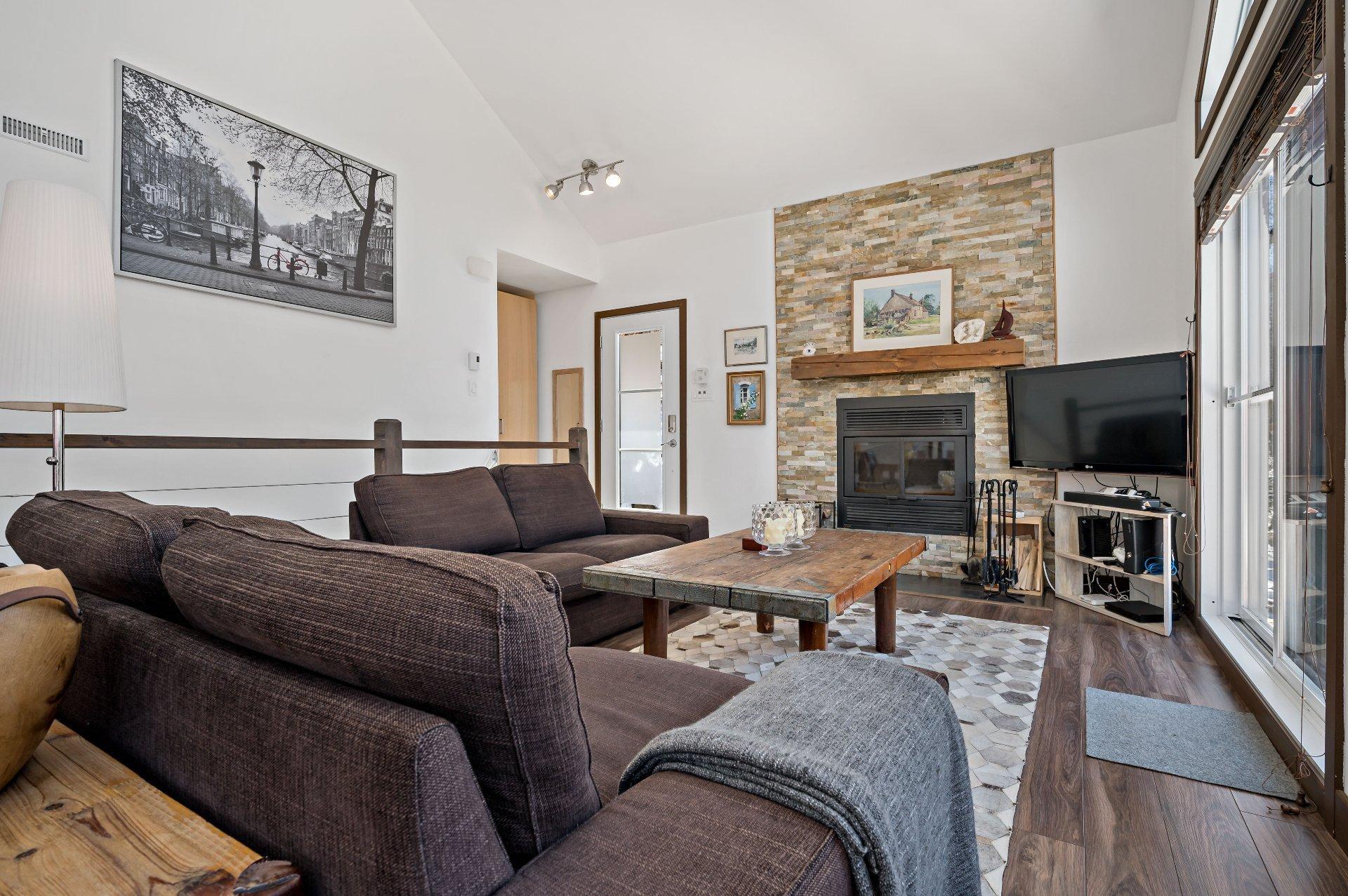 









228


Ch. Jean-Marie

,
Mont-Tremblant,




QC
J8E2H6

