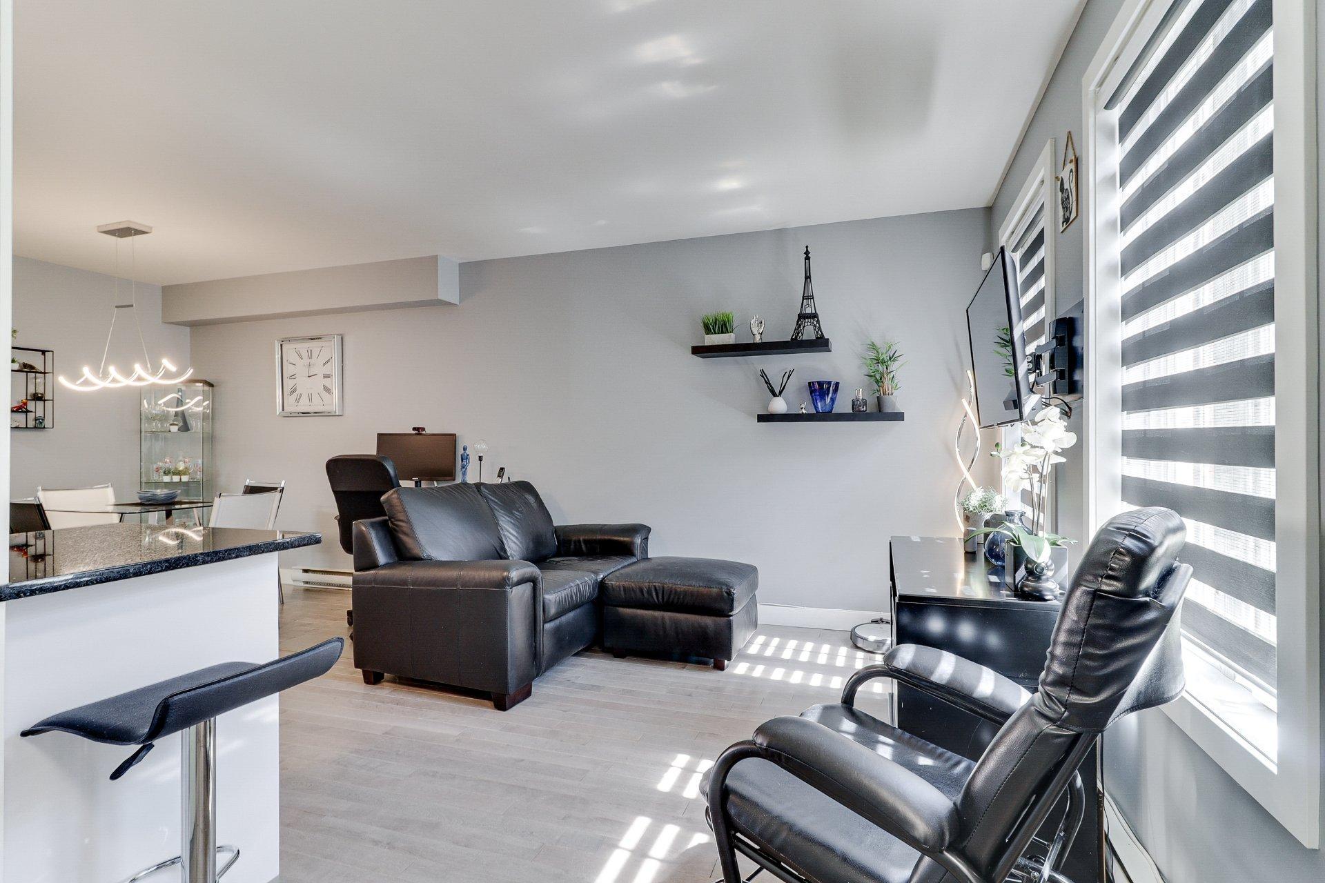 









8035


Boul. Lévesque E.

, 103,
Laval (Duvernay),




QC
H7A4J6

