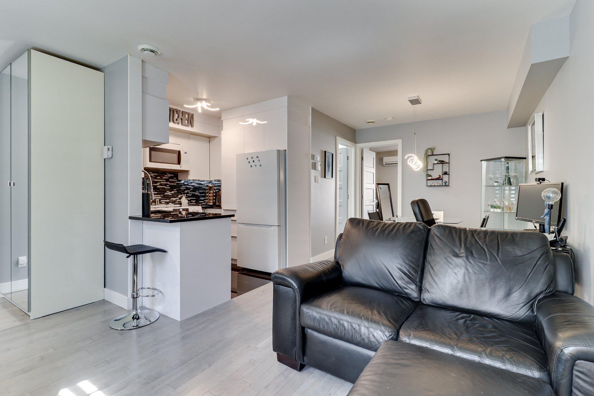 









8035


Boul. Lévesque E.

, 103,
Laval (Duvernay),




QC
H7A4J6

