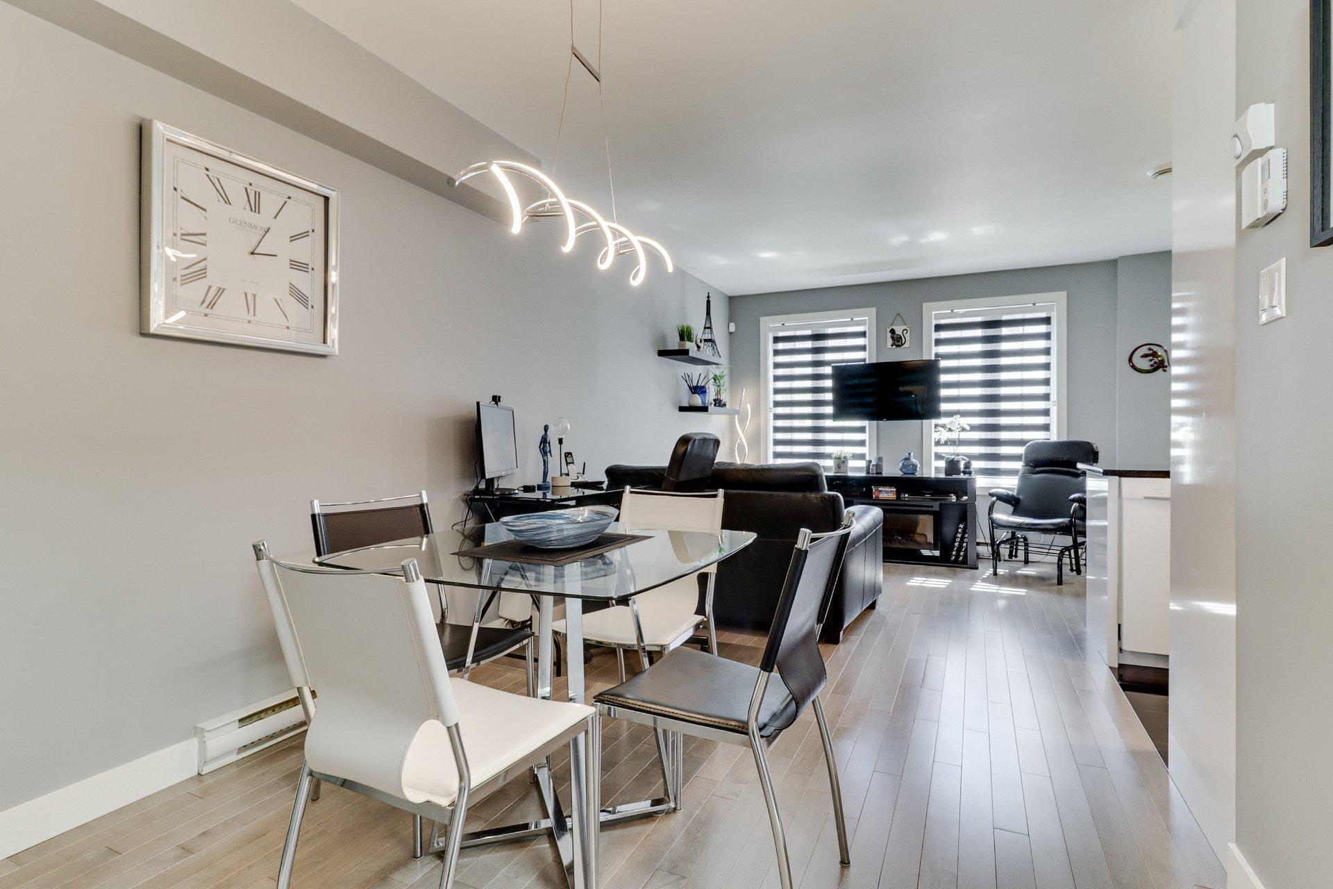 









8035


Boul. Lévesque E.

, 103,
Laval (Duvernay),




QC
H7A4J6

