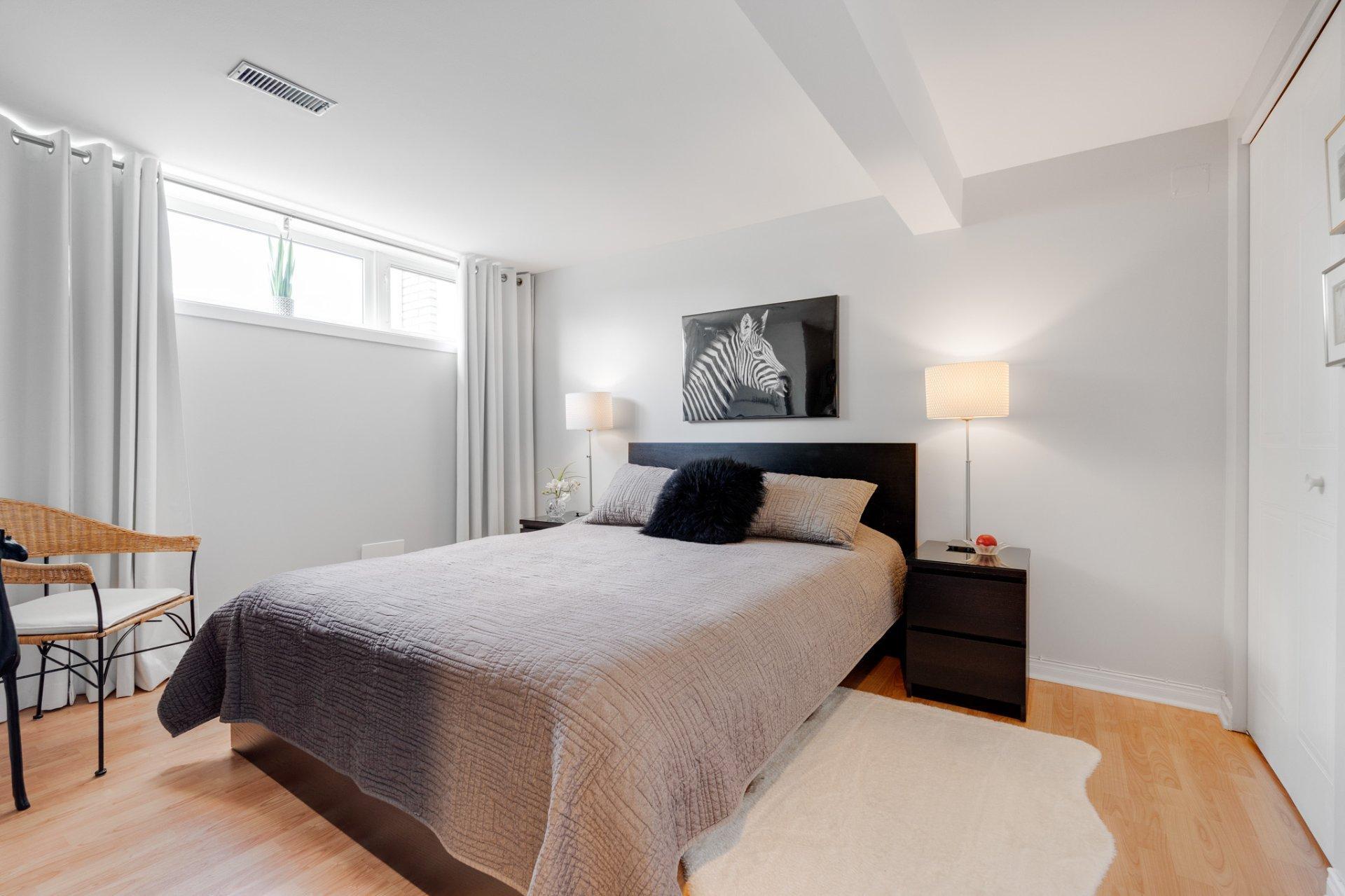 









13


Rue Monseigneur-Forbes

,
Gatineau (Gatineau),




QC
J8T1Y9

