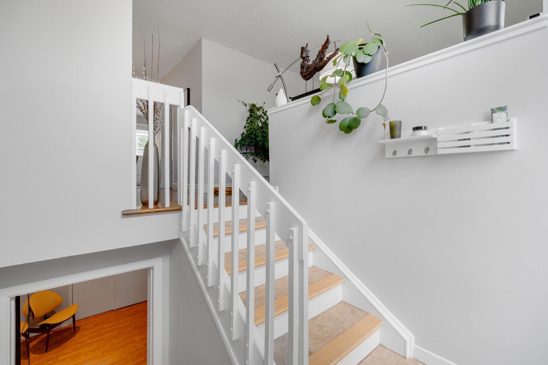 









13


Rue Monseigneur-Forbes

,
Gatineau (Gatineau),




QC
J8T1Y9

