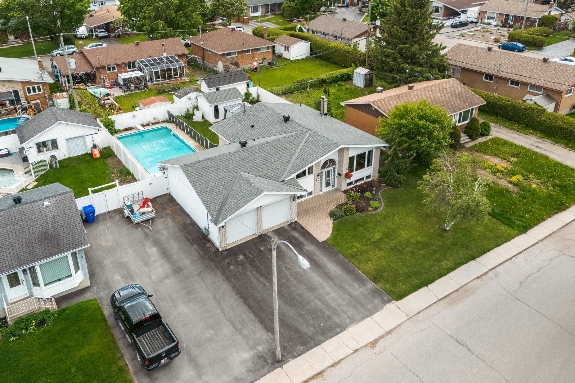 









13


Rue Monseigneur-Forbes

,
Gatineau (Gatineau),




QC
J8T1Y9

