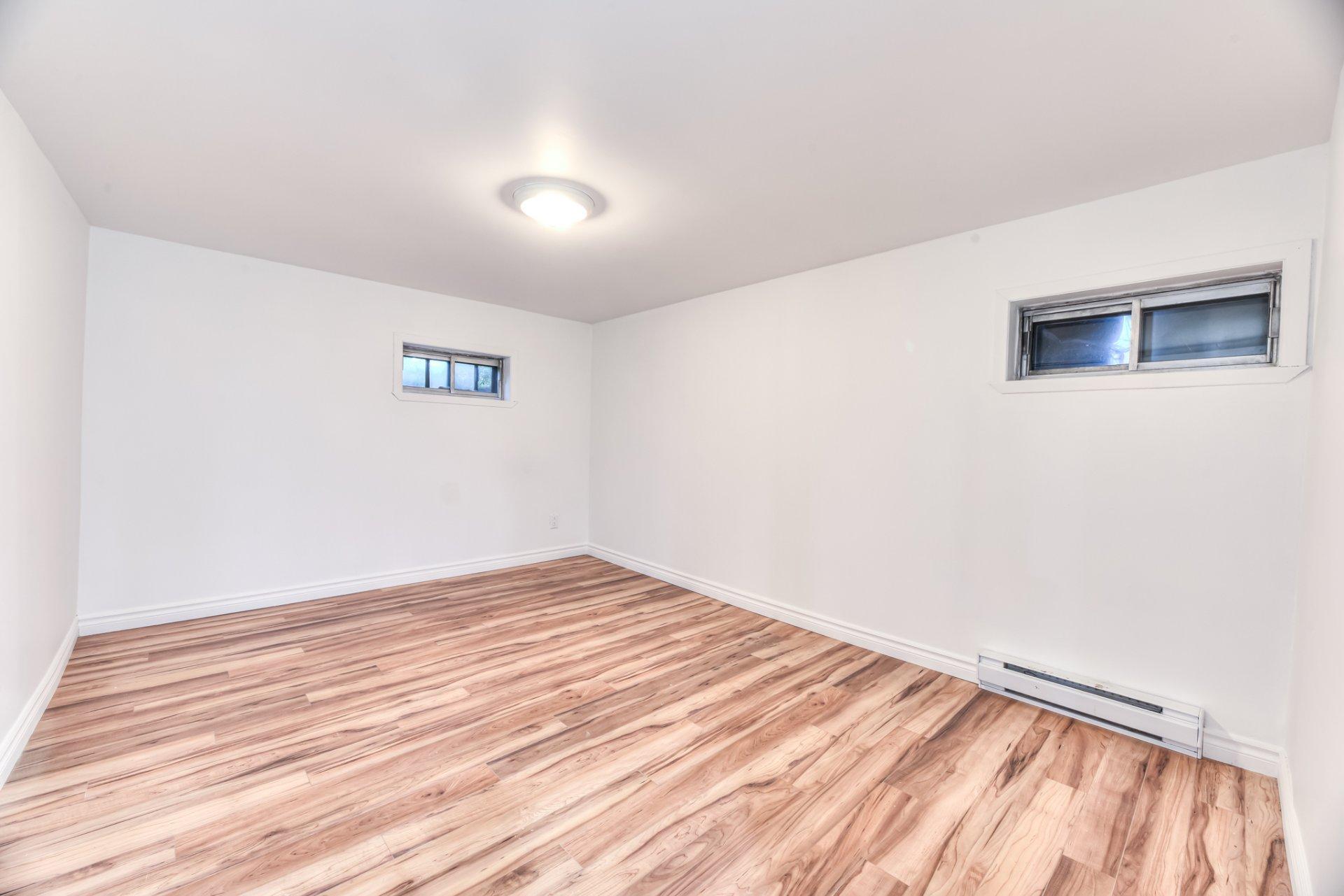 









26B


Rue Louis-Hébert

,
Sainte-Thérèse,




QC
J7E3W5

