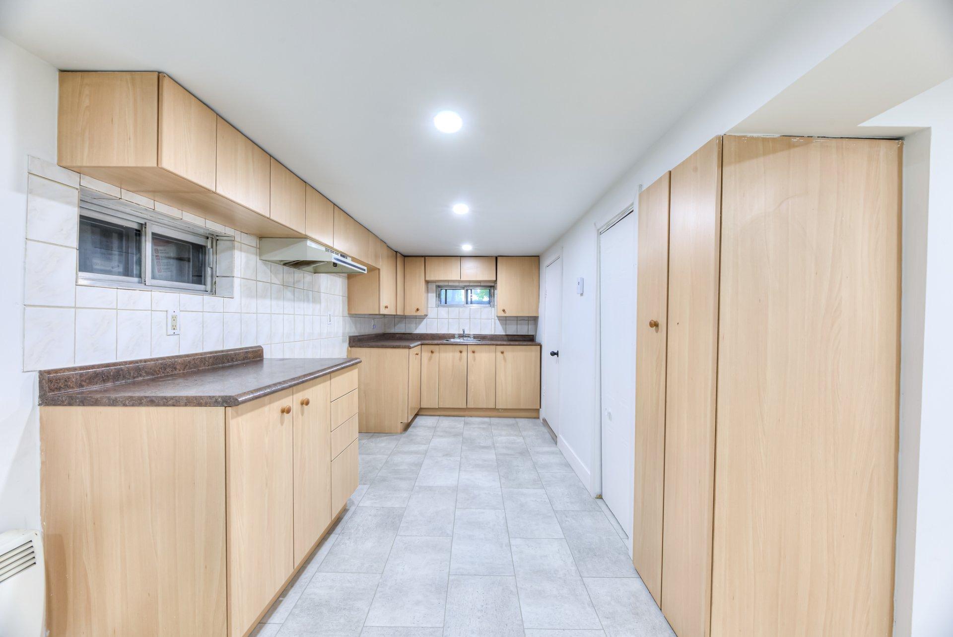 









26B


Rue Louis-Hébert

,
Sainte-Thérèse,




QC
J7E3W5

